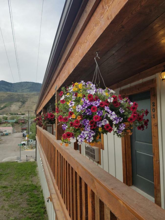 406 Lodge At Yellowstone جاردينر المظهر الخارجي الصورة